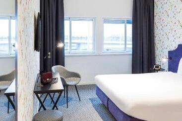 هتل Ibis Styles Amsterdam Airport