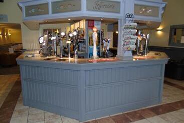 Jeffersons Hotel & Serviced Apartments