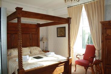 Knock Castle Hotel & Spa