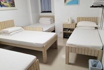 پانسیون Asia Travel House
