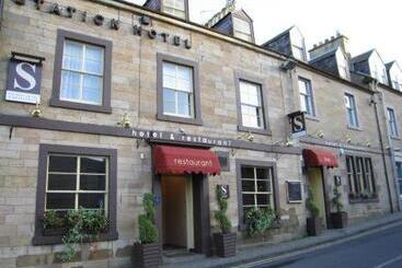 Station Hotel And Restaurant