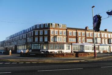 هتل The Colwyn Near Pleasure Beach