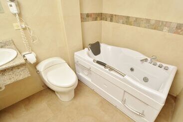 هاستل Hostal Gampala