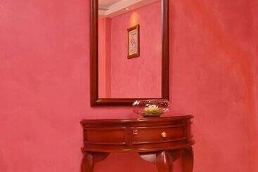 هاستل Hostal Gampala