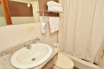 هاستل Hostal Gampala