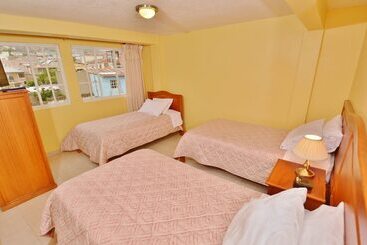 هاستل Hostal Gampala