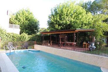 הוסטל Hostal Las Golondrinas