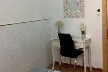 هاستل Rooms Los Montes