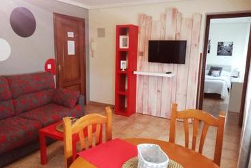هتل Apartamentos River Santander