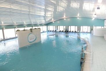 هتل Balneario De Ariño