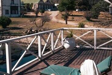هتل Hostal Cruz Chica