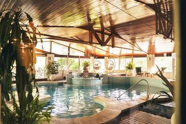 هتل Hostal Cruz Chica