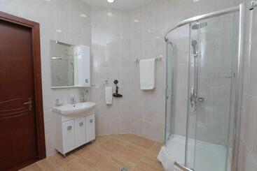 هتل Khujand Grand