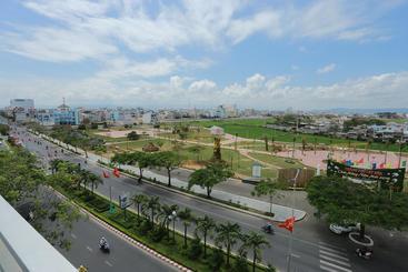 هتل Thanh Long