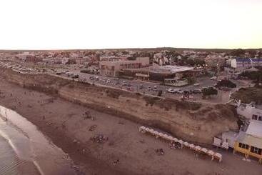 هتل Y Casino Del Rio   Las Grutas