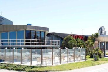 هتل Y Casino Del Rio   Las Grutas