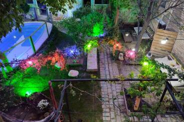 هاستل Amukan Guest House