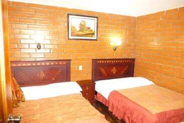 هاستل Hostal Nomada