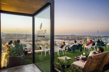 Bristol Sunset Beach   Holiday Apartments
