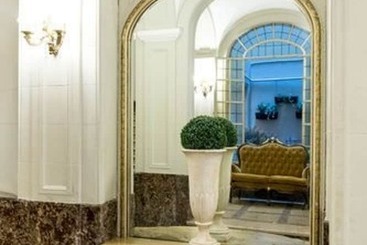 هتل Patios De Recoleta