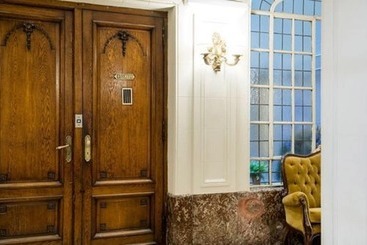 هتل Patios De Recoleta