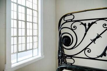 هتل Patios De Recoleta