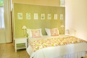هتل Boutique Posada Piedras Blancas