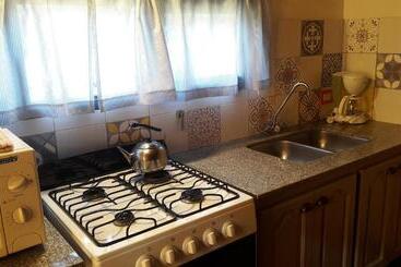 اقامتگاه Cabañas Cerros Del Sol