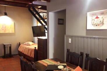 اقامتگاه Cabañas Cerros Del Sol