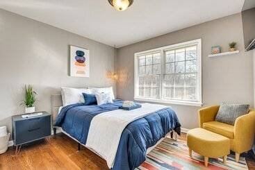 Atlanta Home W/ Movie Projector & Basketball Hoop!