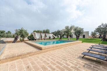 تختخواب و صبحانه Casale Degli Ulivi By Apulia Hospitality