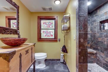 Fayetteville Home W/ Patios Near Town & University