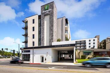 هتل Holiday Inn & Suites Monterey Park – Los Angeles, An Ihg