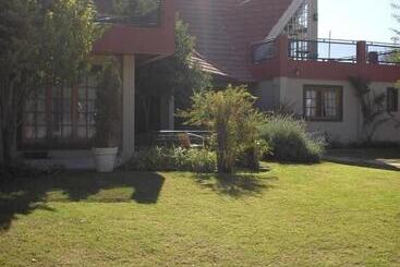 هتل Hosteria Amparo