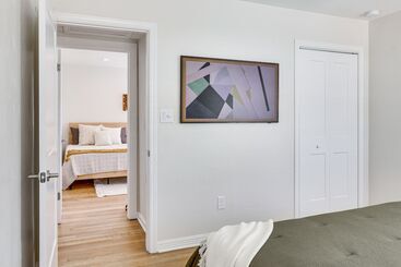 Lakeland Retreat W/ Private Pool & Yard Games!