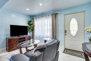 North Miami Home W/ Central A/c: Walk To Beaches!