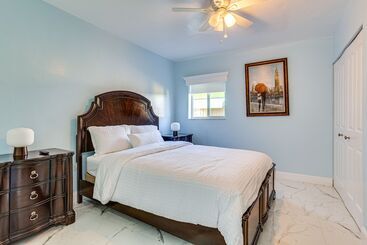 North Miami Home W/ Central A/c: Walk To Beaches!
