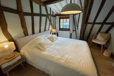 膳宿费 La Chaumière Normande