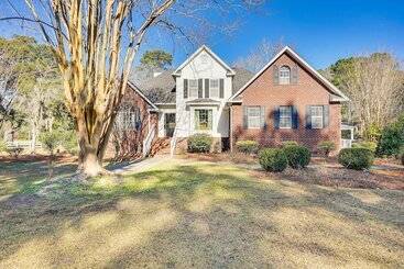 Charleston Home: Game Room, Large Deck & 2 Grills!