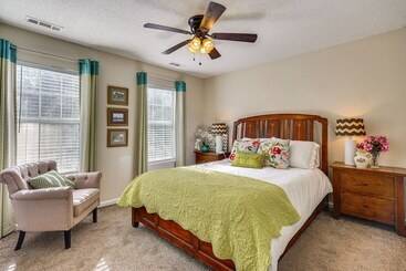 Charleston Home: Game Room, Large Deck & 2 Grills!