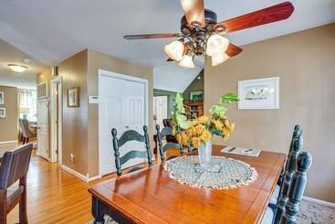 Charleston Home: Game Room, Large Deck & 2 Grills!