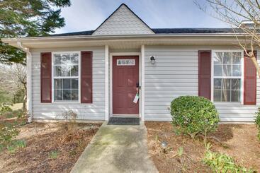 Cozy Greensboro Vacation Rental, 5 Mi To Downtown