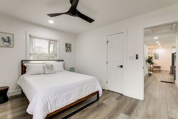 Decatur Home W/ Deck   9 Mi To State Farm Arena!