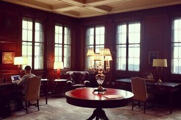 هتل The Inn At The Washington Athletic Club