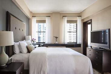 هتل The Inn At The Washington Athletic Club