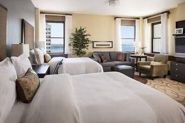 هتل The Inn At The Washington Athletic Club