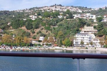 هتل Maeiz Skopelos