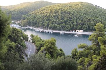 هتل Maeiz Skopelos