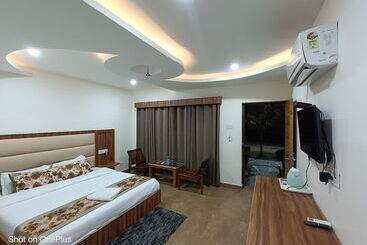 هتل The Himalayan Odyssey And Cottages