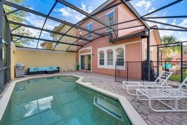 Kissimmee Home W/ Private Pool   8 Mi To Disney!